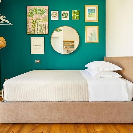 Tropical Micro Studio With Terrace And Duomo Views Milano Ngoại thất bức ảnh