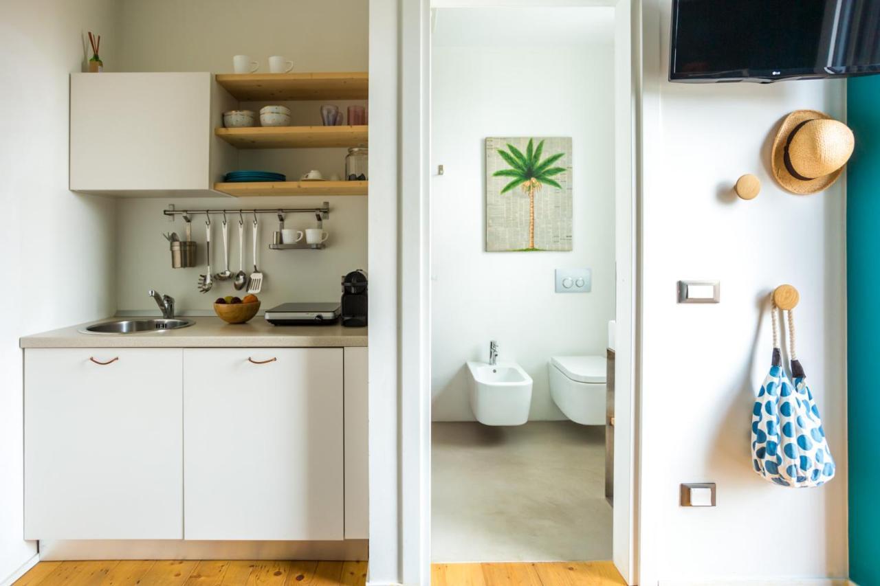 Tropical Micro Studio With Terrace And Duomo Views Milano Ngoại thất bức ảnh