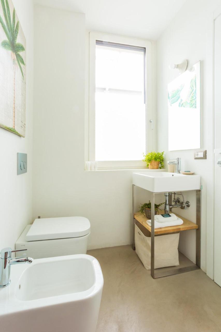 Tropical Micro Studio With Terrace And Duomo Views Milano Ngoại thất bức ảnh
